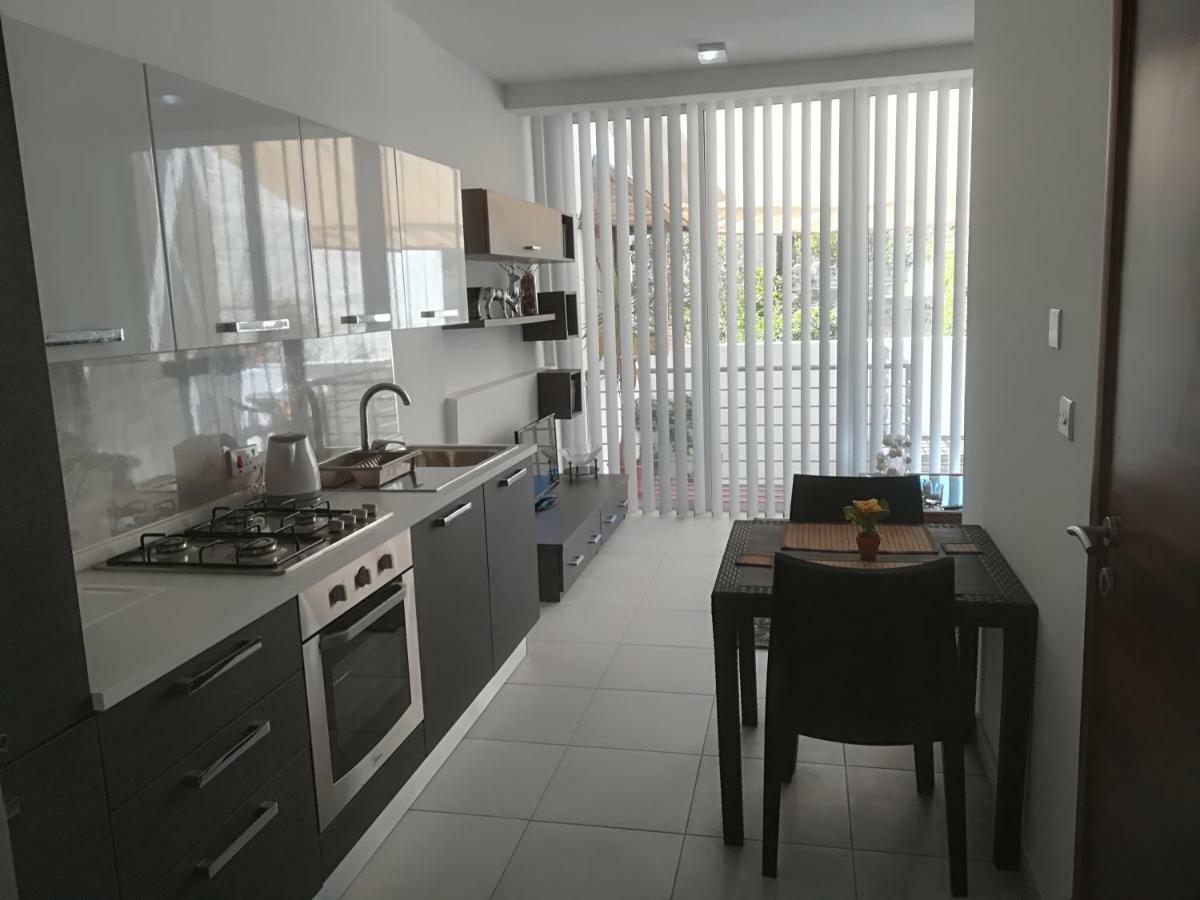 Luxury Apartment Close To Seafront Sliema Ngoại thất bức ảnh